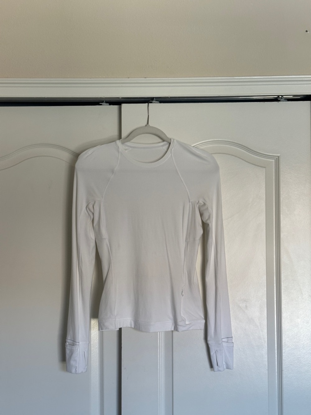 lululemon It's Rulu Classic-Fit Long Sleeve Shirt with Pocket - White Size 6